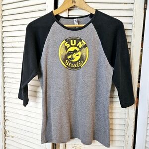 Vintage Y2K Sun Studio Tee L